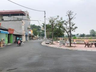 64m2 đất thôn đoài nam hồng, gần hồ, ô tô vào đất, cần bán gấp.