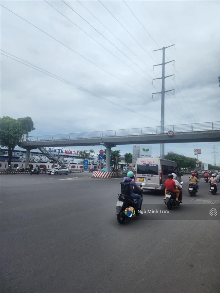 Nhỉnh 8 tỷ  mặt tiền kinh dương vương, bình tân  3 tầng  4x18  dòng tiền 30 triệu/th