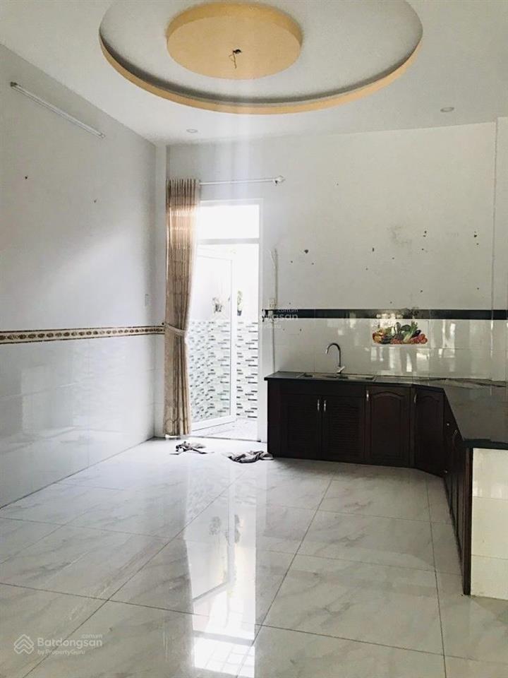 Chỉ 9.x tỷmặt tiền kinh doanh  4 tầng4,2x25  dòng tiền 20tr/th  10 phút qua tên lửa, bình tân