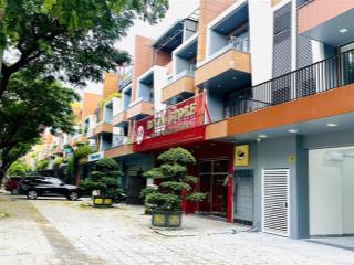 Bánbán cặp shophouse 300m, 4 tầng gồm 15 phòng. đang cho thuê 50triệu/ tháng. ngay danang downtown.