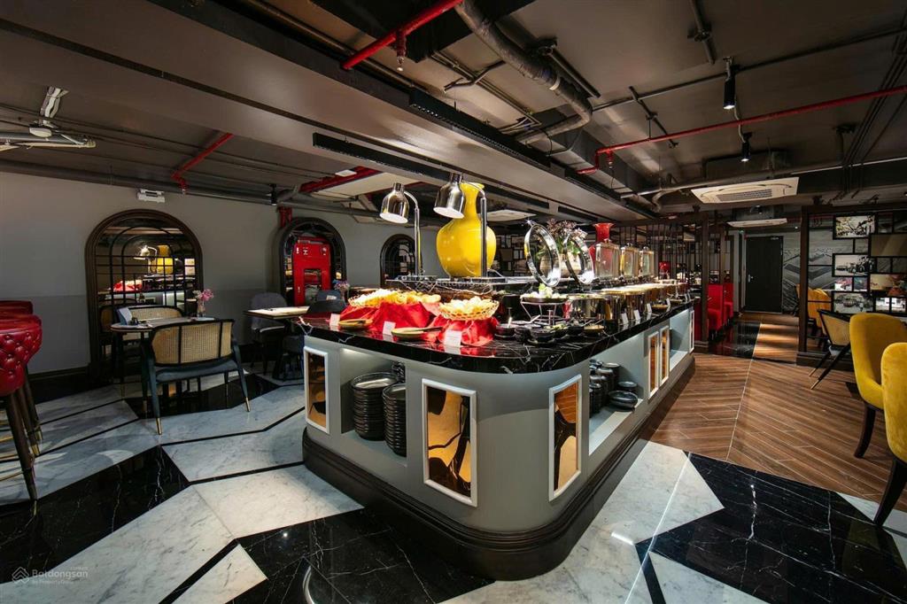 Duy nhất ! bán khách sạn mặt phố thợ nhuộm, mặt tiền 20m  dt 525m2  xd 10t  88p  tiêu chuẩn 4*