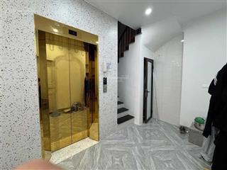 Hiếm nhất nam dư, ngõ thông, gara oto, ô tô tránh trước nhà, thang máy, lô góc, 46m2, 10.6 tỷ