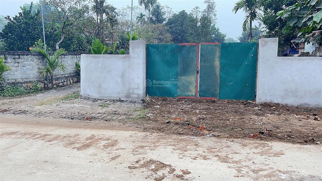 Cần bán 500m2 đất ở 160m2 mặt đường liên xã cư yên, lương sơn, hòa bình