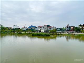 View hồ, đất phố cự khối, long biên, dt 135 m, mt 7.2 m, giá 17 tỷ 3, lô góc, phân lô, vỉa hè, ô tô