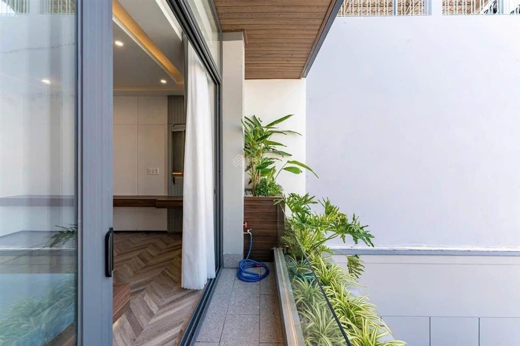 Bán nhà hẻm 56 giải phóng, phường 4, quận tân bình 4x16m, 2 tầng đẹp chỉ 6 tỷ 979 triệu