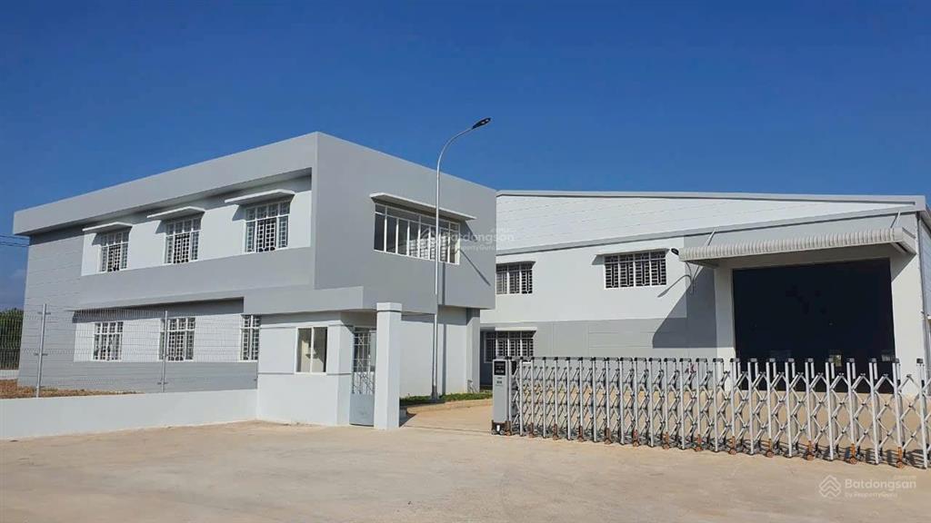 Cho thuê 2400m2 xưởng mới trong kcn tại long thành, đồng nai, giá 270 triệu, sx đa ngành nghề