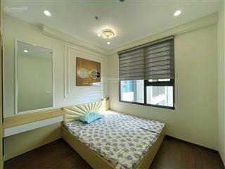 Cho thuê căn hộ chung cư the emerald golf view, 2 phòng ngủ, 2 wc, full nội thất.