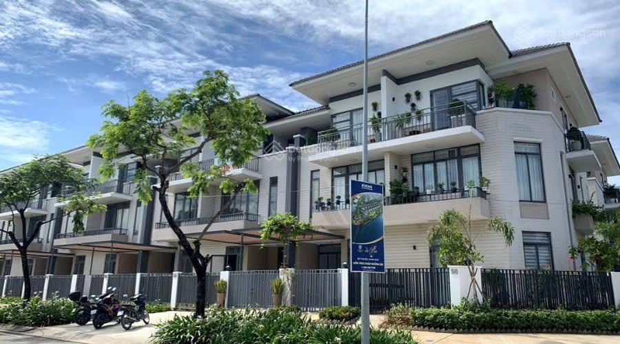 Chính chủ bán gấp nhà lavila nhà bè 5.5x17.6m giá 10.5 tỷ, nội thất mới đẹp 100% dọn vào ở ngay