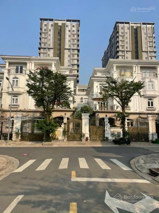 Biệt thự, nhà phố cityland quận 7, dt 6x20m giá 30 tỷ (giá thật 100%)