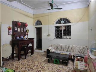 Cần bán nhà diện tích 70m2, vị trí đắc địa tiện cho việc đầu tư homestay, giá thương lượng