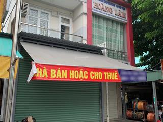 Kẹt tiền bán gấp nhà mặt tiền đường liêu bình hương, thị trấn củ chi, tiện kinh doanh mua bán