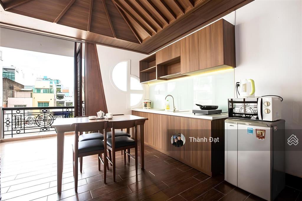 Căn hộ lê thị hồng gấm q.1, 1pn balcony sân vườn  dt 42m2, gần chợ bến thành & ngã sáu phù đổng