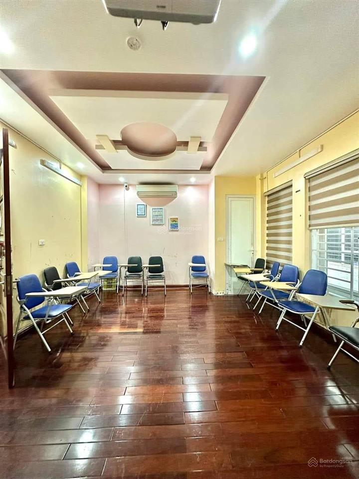 Giá 345tr/m2! nguyễn chí thanh phân lô ôtô tránh dừng đỗ vỉa hè cách phố 30m, 50m2*6t kddt 1 tỷ/năm