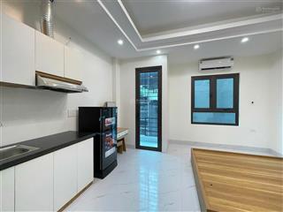 Bán gấp nhà phố đội cấn 180m2 nhỉnh 30 tỷ, ô tô tránh, lô góc 3 thoáng, xây chdv văn phòng.