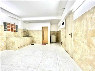 Cho thuê studio rộng 40m2 thang máy combo nội thất full có máy giặt riêng ngay trịnh khắc lập q2