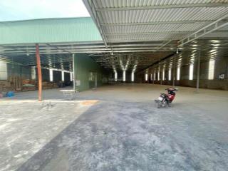 Cho thuê kho 2200m2 25 triệu/ tháng