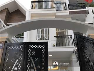 Bán nhanh nhà 1 trệt 3 lầu mới đẹp, phạm hồng thái, p7, vt. xe 7 chỗ vào nhà. 88m2 giá chỉ 6.5 tỷ