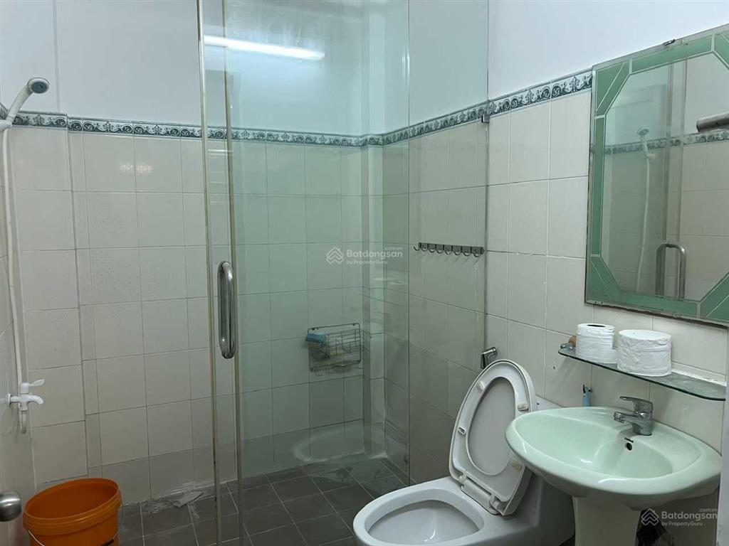 Cần tiền bán gấp nhà mt lê văn lương ngang 7,4mx16m vị trí đẹp giá cực tốt tiện kd mọi ngành nghề