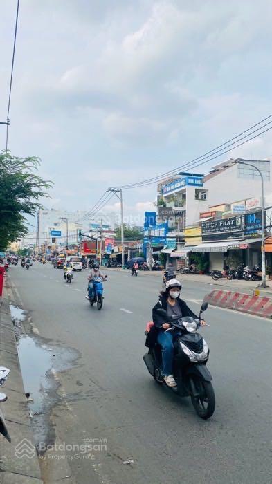 Cần tiền bán gấp lô đất 11x29m mặt tiền huỳnh tấn phát, quận 7 giá 23tỷ