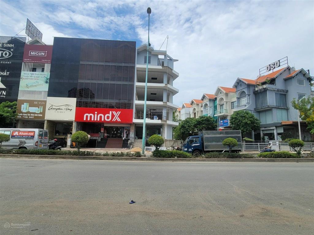 Bán gấp nhà mt trần xuân soạn dt 600m2 đang có 50 phòng trọ cho thuê giá tốt thu nhập 160tr/1tháng