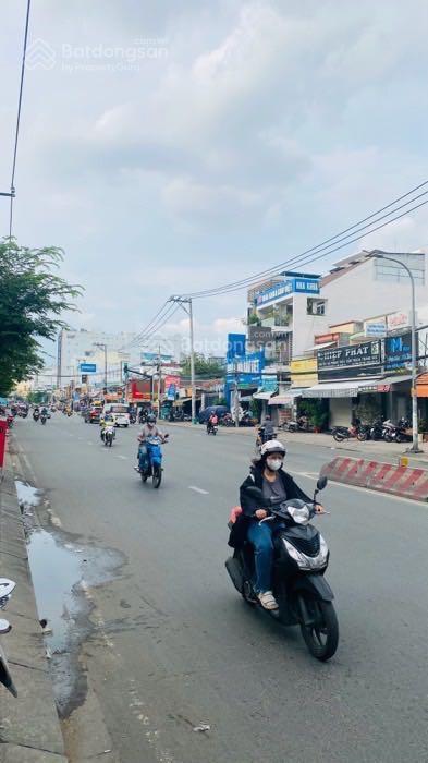 Bán gấp nhà mt trần xuân soạn dt 600m2 đang có 50 phòng trọ cho thuê giá tốt thu nhập 160tr/1tháng