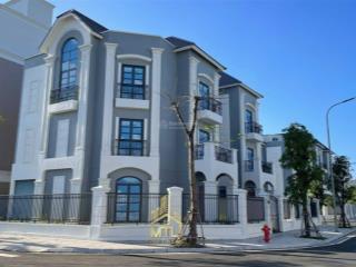 Cho thuê biệt thự 200m2 hoàn thiện tại vinhomes grand park.  0828 030 *** thiện