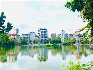 Bán gấp nhà mặt hồ đầm tròn  135 đội cấn 3 ô tô tránh view mặt hồ, dt 99m2  7 tầng thang máy