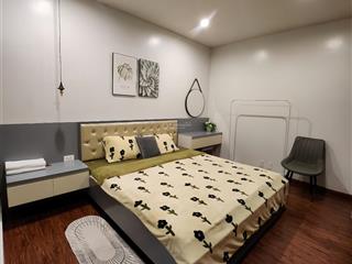 Cho thuê căn hộ shp plaza 2 ngủ 2 wc, 69m2 hiện đại, giá bao gồm phí, đầy đủ đồ