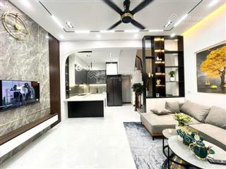 Mặt ngõ hồ đắc di! 2 bước ra ô tô tránh, sân xe, ban công, full nội thất, gần hồ, 45m2*5t