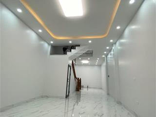 Dành cho khách thích to và rộng  miêu nha  52m2  trước nhà 3m  ngõ nông  30m ra phố  5,5 tỷ