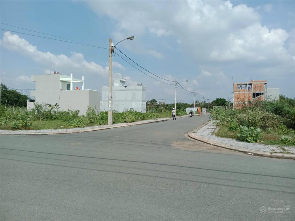 Kẹt tiền cần bán lô đất sạch đẹp chỉ 1.95 tỷ/52m2 tại đảo ngọc long phước, tp. hcm. sổ hồng riêng