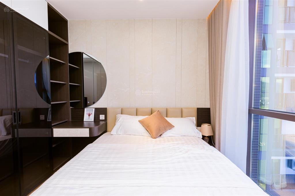 Căn góc 2pn, 84m2 view trực diện sông hàn, cho thuê 35 triệu/tháng  nhận nhà ngay, cho thuê liền