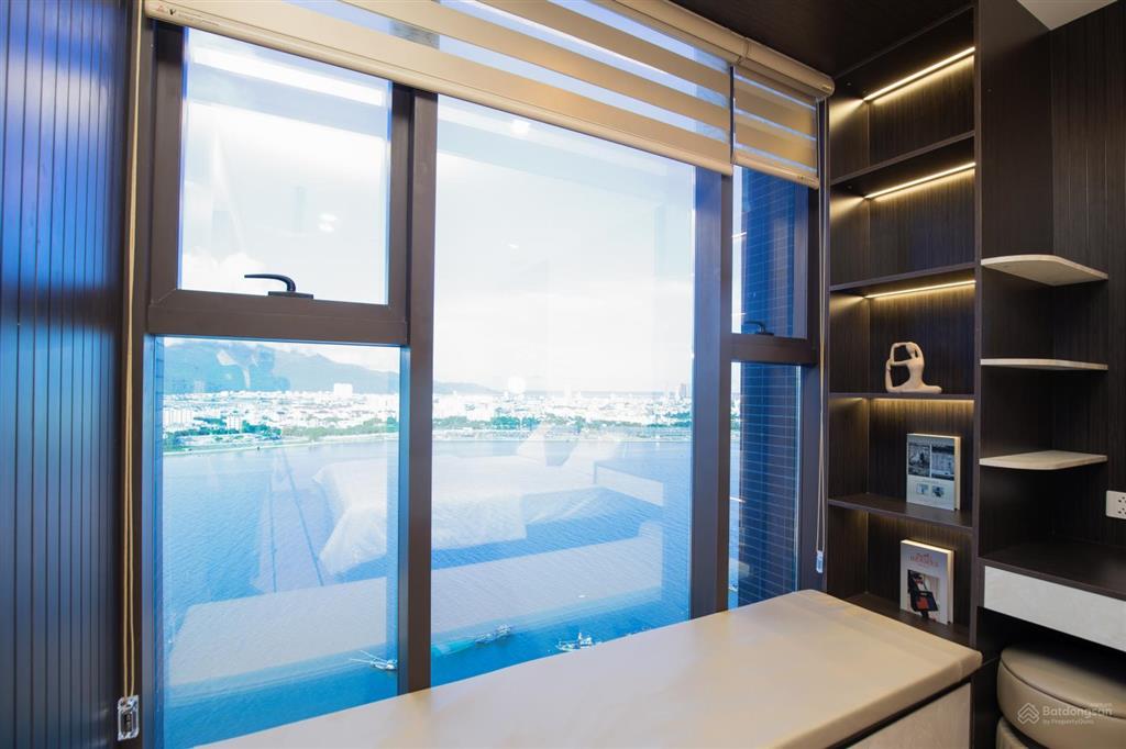 Căn góc 2pn, 84m2 view trực diện sông hàn, cho thuê 35 triệu/tháng  nhận nhà ngay, cho thuê liền