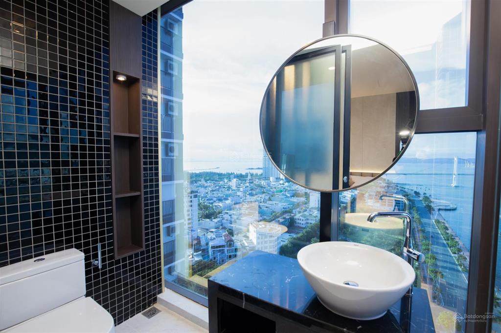 Căn góc 2pn, 84m2 view trực diện sông hàn, cho thuê 35 triệu/tháng  nhận nhà ngay, cho thuê liền