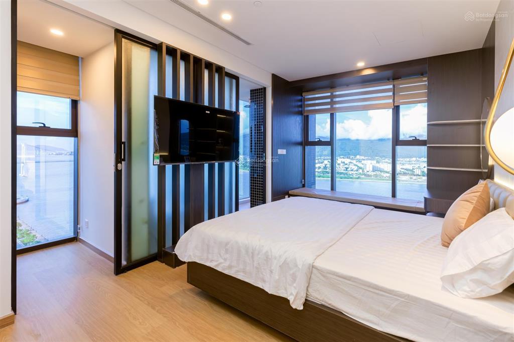 Căn góc 2pn, 84m2 view trực diện sông hàn, cho thuê 35 triệu/tháng  nhận nhà ngay, cho thuê liền