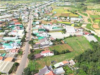 Đất mặt tiền quốc lộ 20 . view rừng thông . view suối