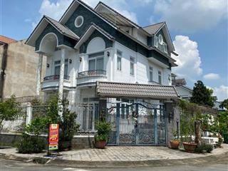 Bán nhà 3 tầng, lô góc phước long b, 267,5m2 giá 25,5 tỷ