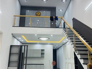 40m2, sr đã hoàn công, hxh, 1/ tỉnh lộ 10, 2 tỷ 2 còn thương lượng !!!