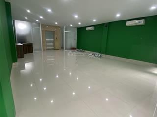 Nhà mặt tiền hoàng hoa thám, có thang máy cho thuê làm văn phòng, spa.  0905 982 ***