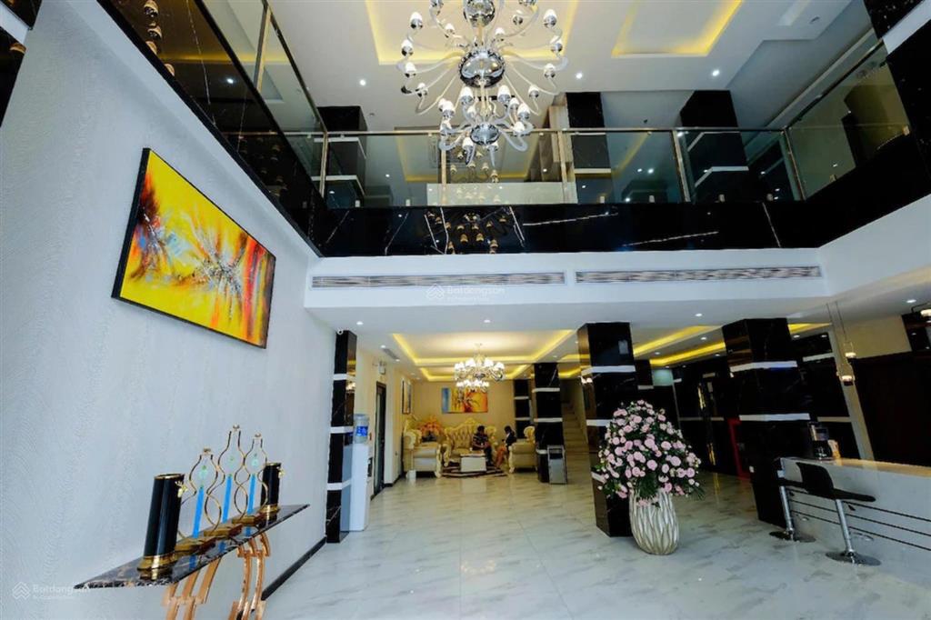 Bán khách sạn 10 tầng hoàn chỉnh tại chánh nghĩa thủ dầu một kèm đất 15x20m, 300m2 thổ cư 100%