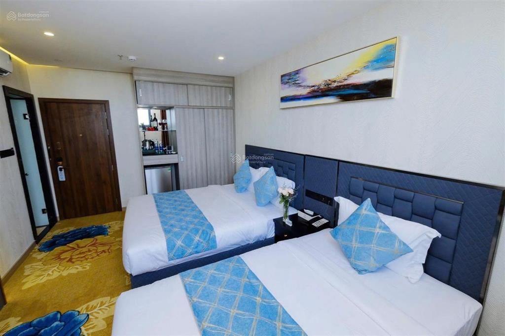 Bán khách sạn 10 tầng hoàn chỉnh tại chánh nghĩa thủ dầu một kèm đất 15x20m, 300m2 thổ cư 100%