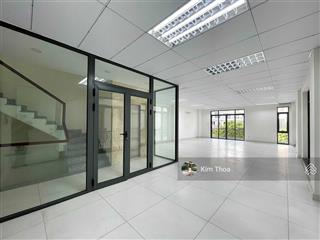 Trệt + lầu 1 (200m2) ở kđt vạn phúc, thoáng mát, có pccc, hầm xe có bảo vệ, xuất vat. giá chỉ 25 tr