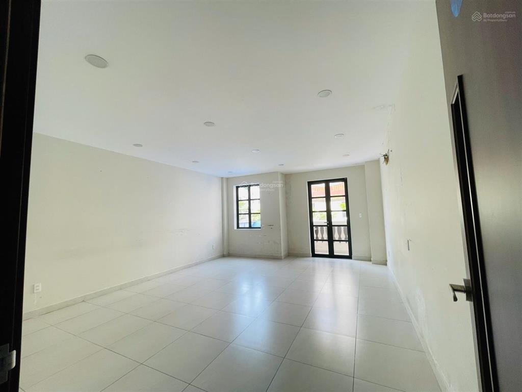 Cho thuê nguyên căn biệt thự 40/triệu vnd tại kdc cityland gò vấp