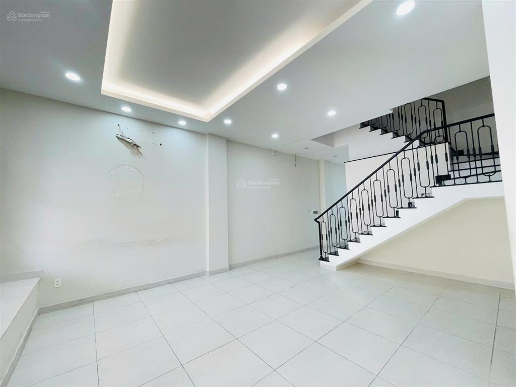 Cho thuê nguyên căn biệt thự 40/triệu vnd tại kdc cityland gò vấp