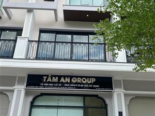 Bán gấp căn biệt thự shophouse liền kề đã hoàn thiện thi công