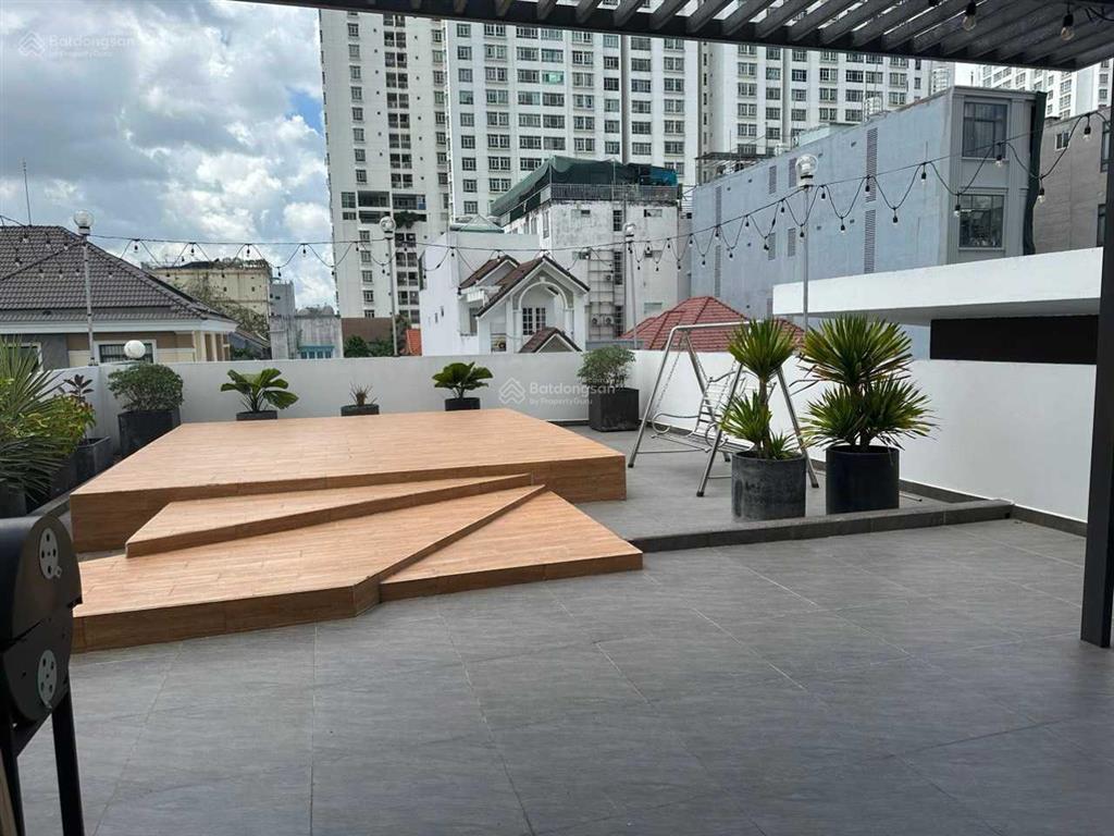 Chủ cần bán gấp biệt thự kdc sadeco ven sông tân phong quận 7  dt 7x18m giá 20 tỷ  giá tốt
