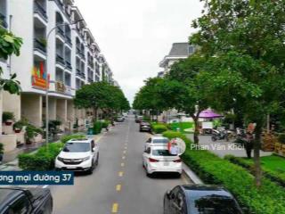 Căn nhà vị trí siêu đẹp đường 37 kđt vạn phúc city cần bán gấp, nhà thuận tiện vừa ở vừa cho thuê