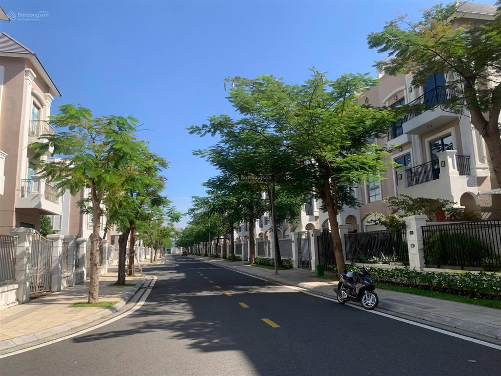 Bán biệt thự song lập sen súng rẻ đẹp nhất dự án manhattan glory 250m2, giá 36,5 tỷ.  0912 381 ***