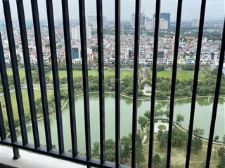 Chủ thiện trí bán 3 ngủ 110.7m2  3 ngủ ban công bắc thoáng mát, view sông hồng, sẵn sổ, slot ô tô