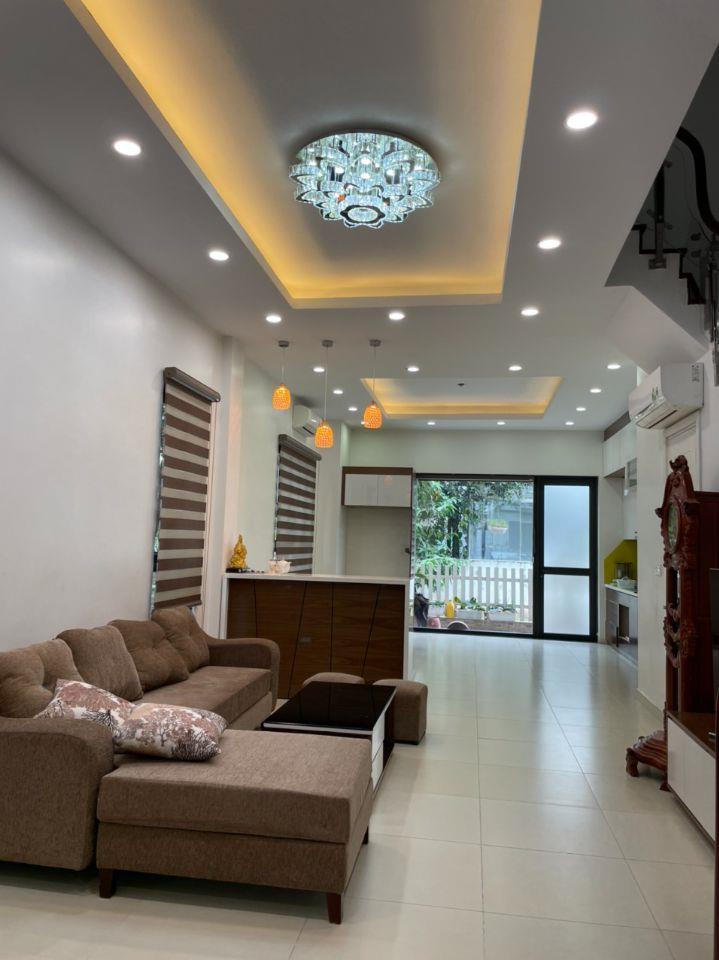 Chuyên cho thuê LK, BT 90m2 - 123m2 - 154m2 - 250m2 Vinhomes Thăng Long, giá rẻ, LH 0977 164 491